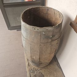 Vintage Wired Barrel