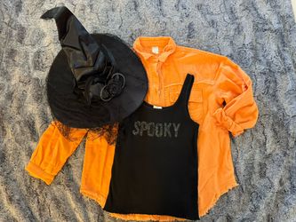 Spooky 👻 Halloween Bundle! Size Medium