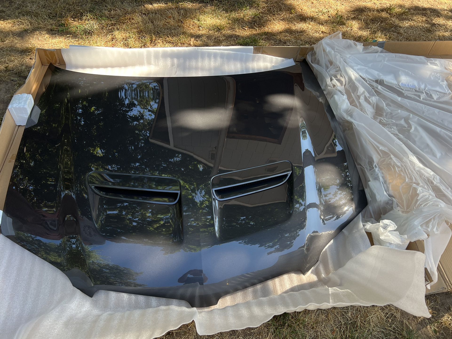 08-09 Pontiac G8 Hood With Vents