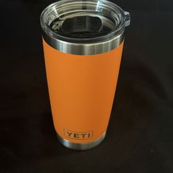 $20 - King Crab Orange YETI Rambler 20 oz Tumbler with MagSlider Lid