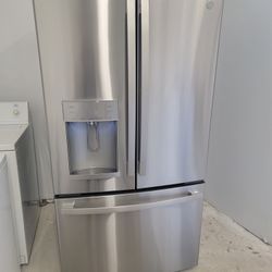 GE Fridge 