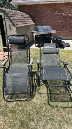 Zero gravity chairs