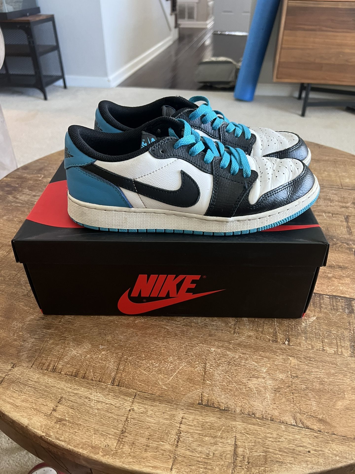 JORDAN 1 RETRO LOW OG ‘UNC’