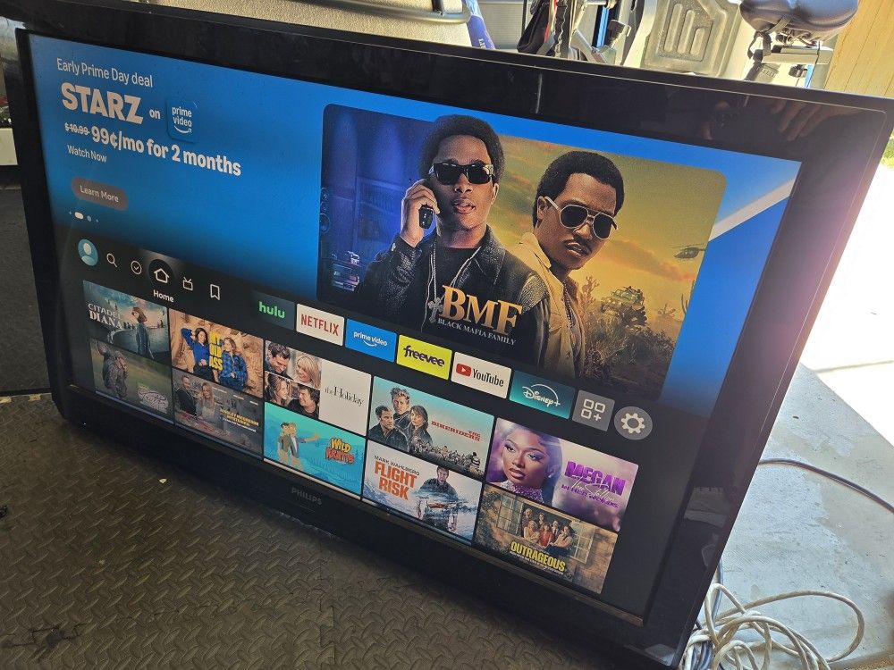 52 inch TV With Remote