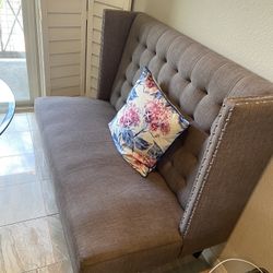 High-rise couch and excellent condition