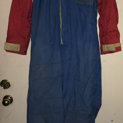 Helly Hansen  All Weather Coveralls Great Condition  50$ Obo