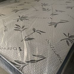 Queen Mattress With Boxspring (free delivery)