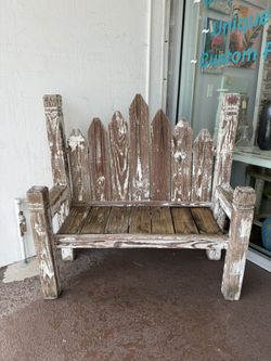 Super Unique Handmade Chippy Rustic Farmhouse Picket Fence Bench Solid Wood