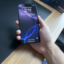 Iphone 16 Pro No scratches No dents No damage. 128 GB Unlocked. 