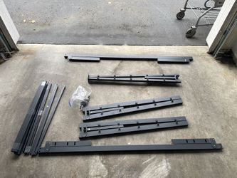 Queen size metal bedframe w/hardware