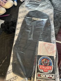 engoy seat cover