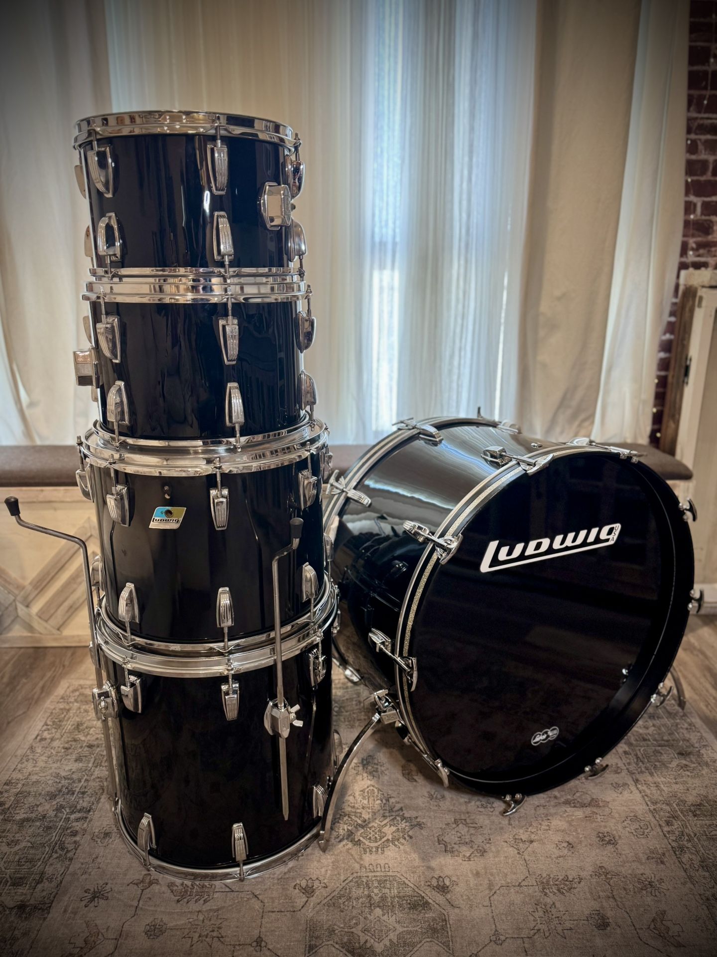 Vintage Ludwig Drum Set 26 Kick! 