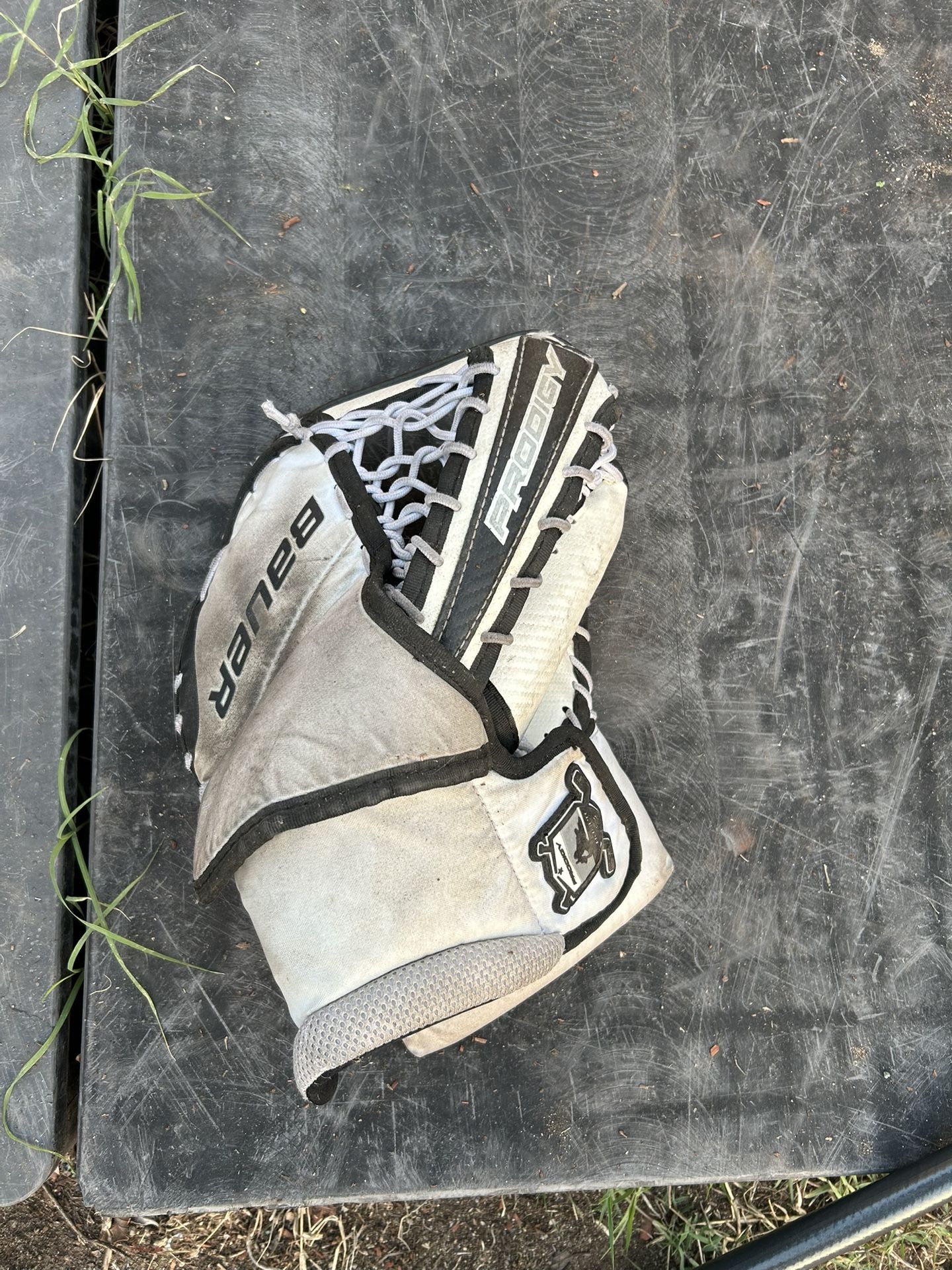 Hockey Bauer Prodigy Glove And Blocker Set
