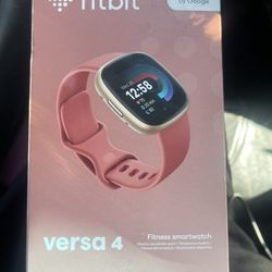 Fitbit Versa 4