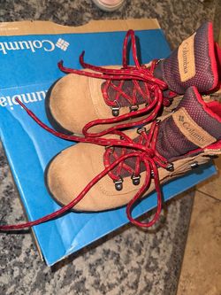Women’s hiking boot