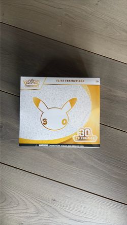 Pokemon 30th ETB