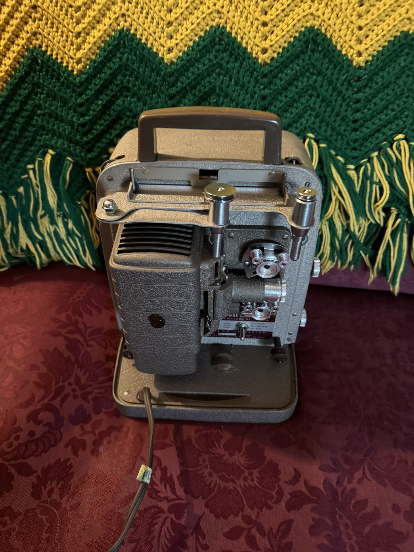 Bell & Howell 253AR Monterey Deluxe 8MM Projector