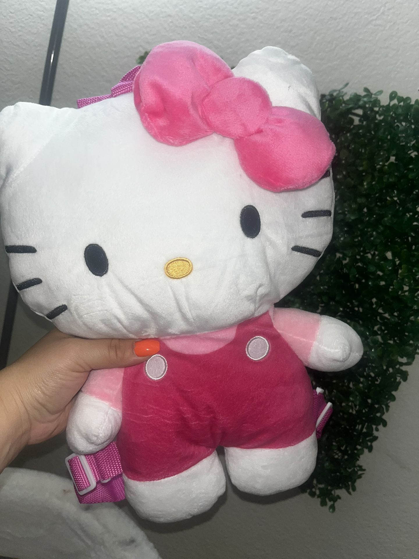 Hello Kitty Backpack Plushy 