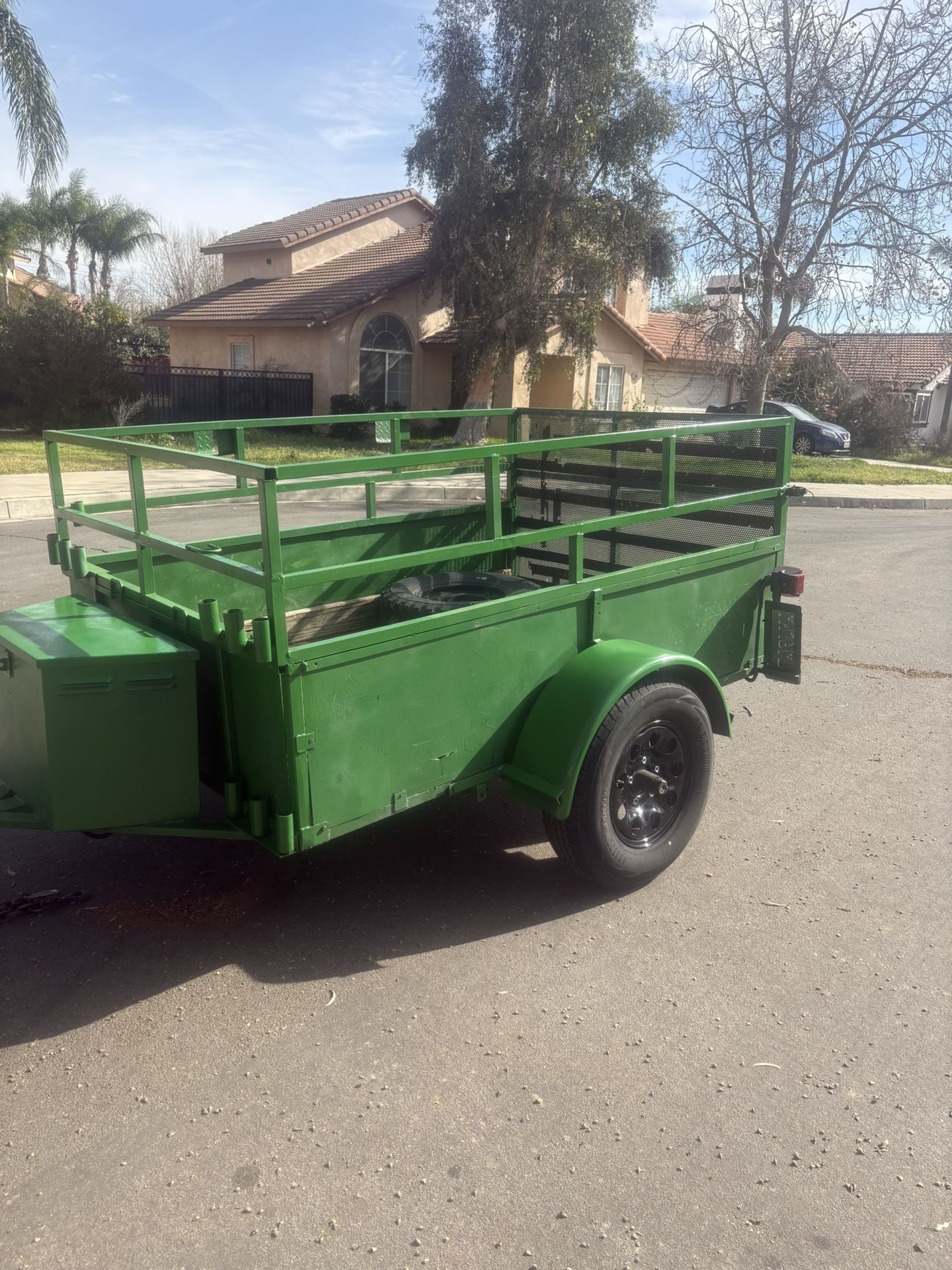 Utility Landscaping Trailer 5x7x3 with NEW Pink in my name