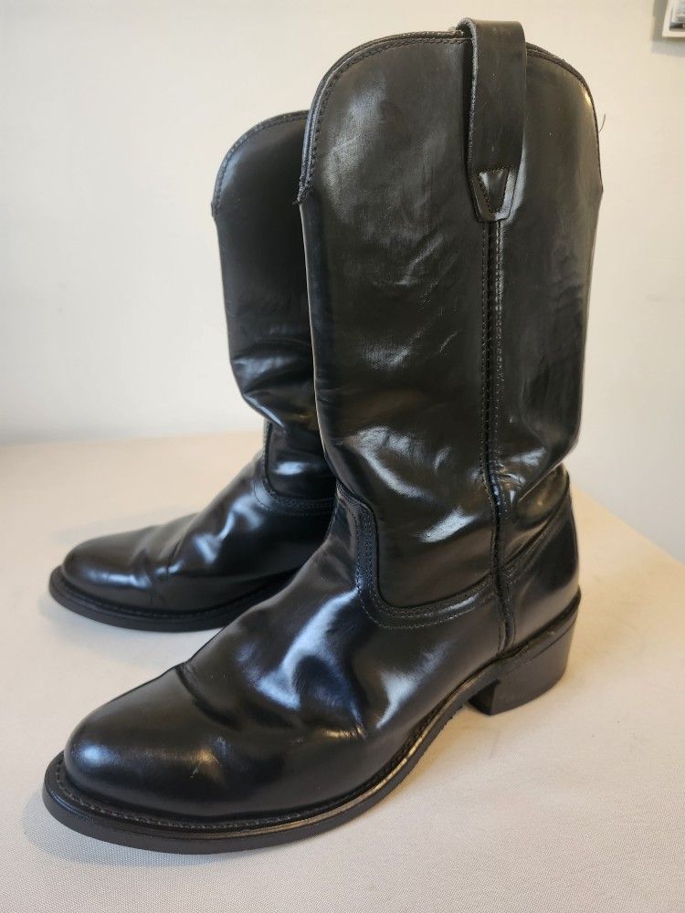 MEN'S LUXURY BLACK LEATHER BOOTS.
SIZE 10.5