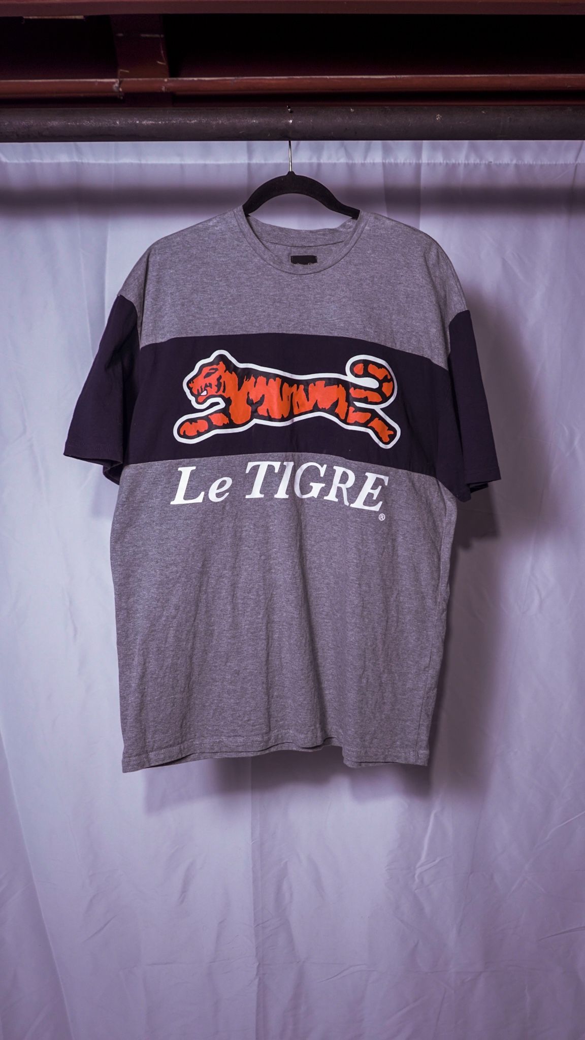 Oversized Graphic Tee Men’s XL Le Tigre T-shirt Grey Navy Blue Collection