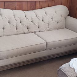 Couch. Like New 