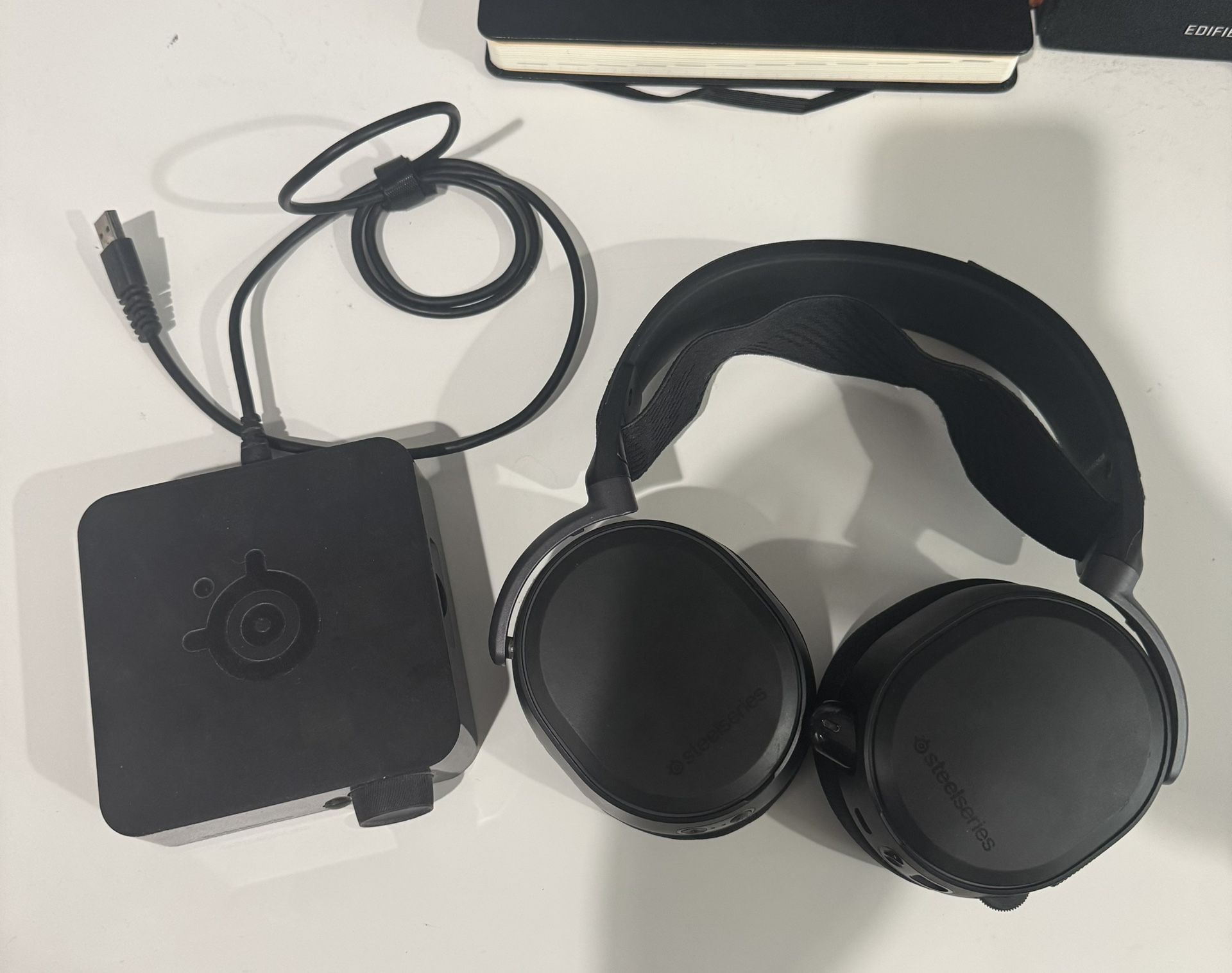 SteelSeries Arctis Pro Wireless Gaming Headset