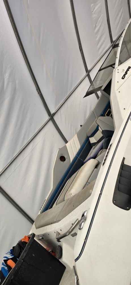 1991 bayliner capri cuddy cabin