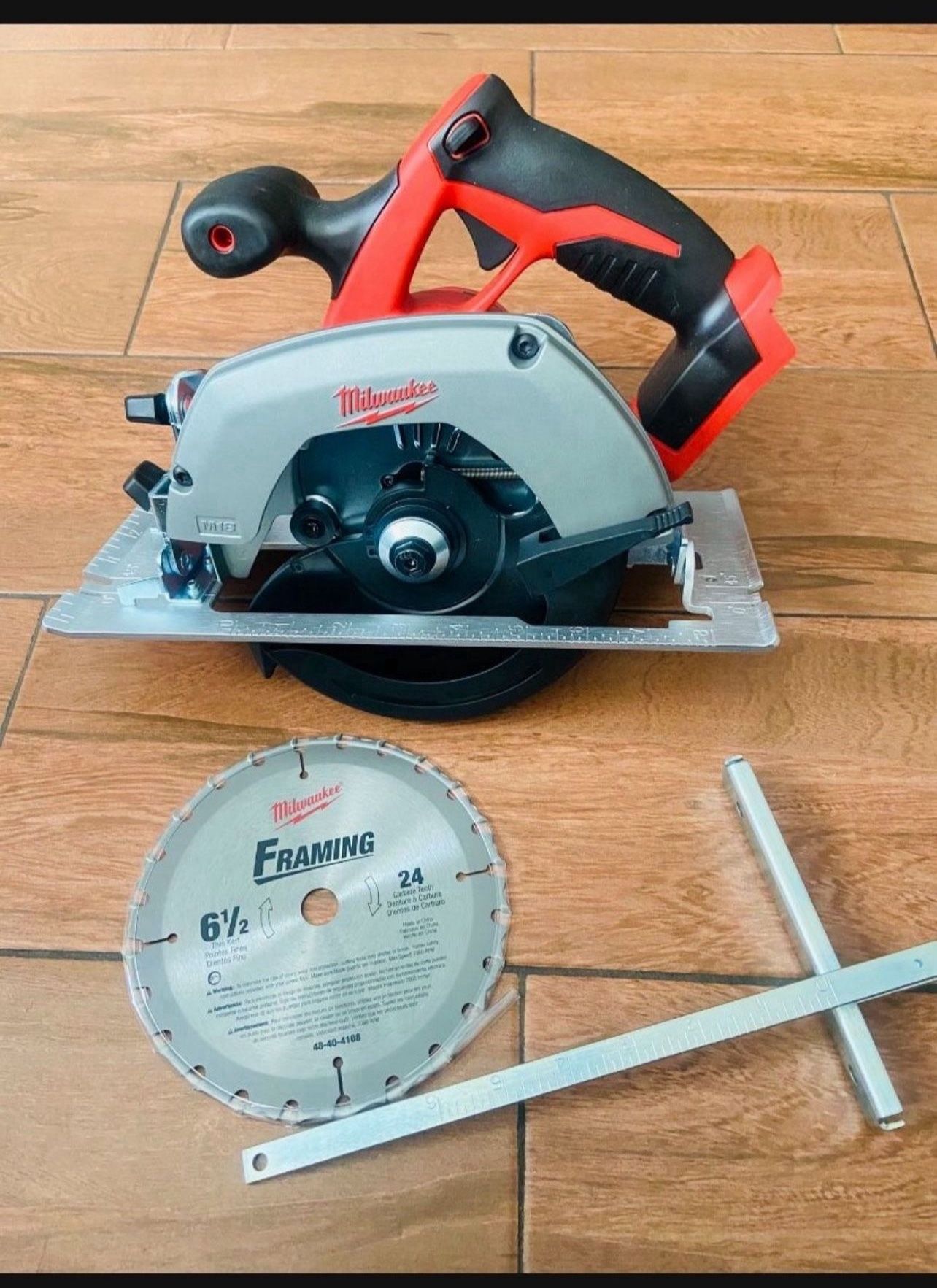 Milwaukee Circular Saw
