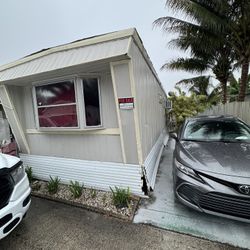 Mobile Home  3 bedrooms and 2 bathrooms