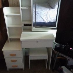 Vanity Set