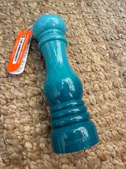 Le Creuset Pepper Mill Riviera