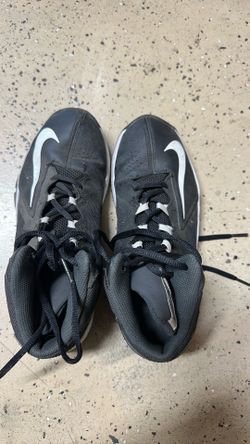Nike AirMax Stutter step 2 size 6.5Y