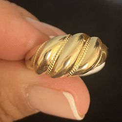 14k Gold Ring