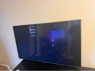 55” LG TV