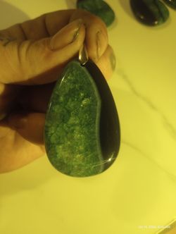 BEAUTIFUL BRAZILIAN BANDED CRYSTAL