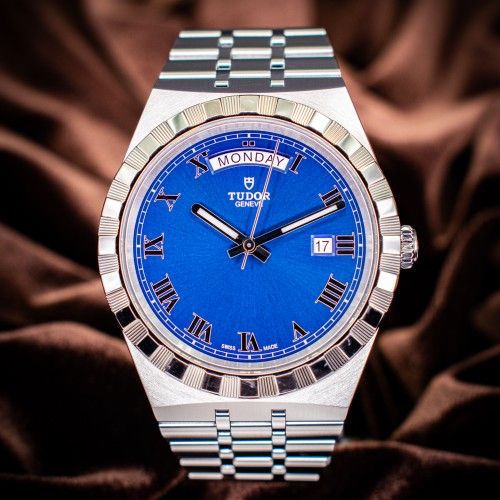 Tudor Royal 41mm Blue Dial Steel Metal Bracelet Box And Papers Good Condition - M28(contact info removed)