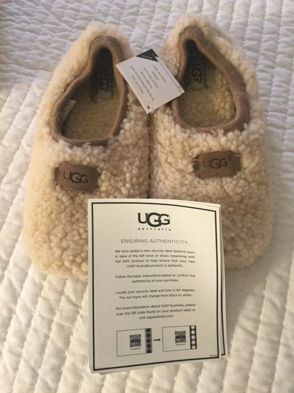 Ugg slippers New! for Sale in Rockledge, FL - OfferUp