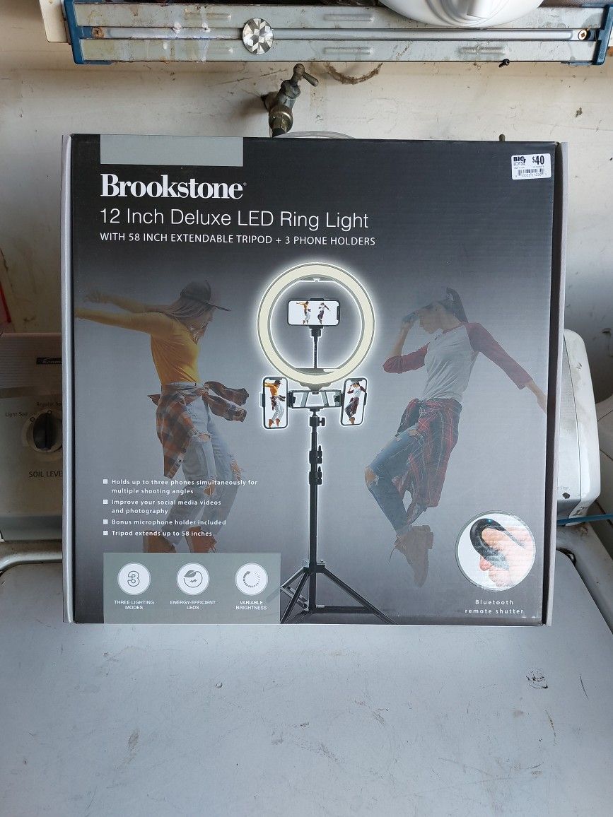 Brookstone 58 Inch LED Ring LIGHT