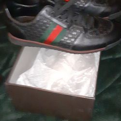Gucci Shies Size 10