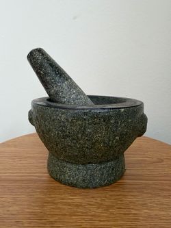 Heavy Natural Granite Mortar and Pestle Set with Etched Rim Accent