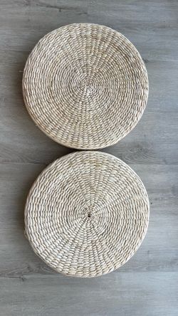 Round Woven Straw Floor Cushions Set of 2, chairs