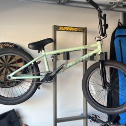 Haro Boulevard 20.75”