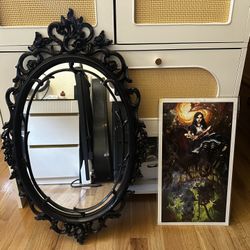 Black Gothic Mirror & Alice In Wonderland Art Copy