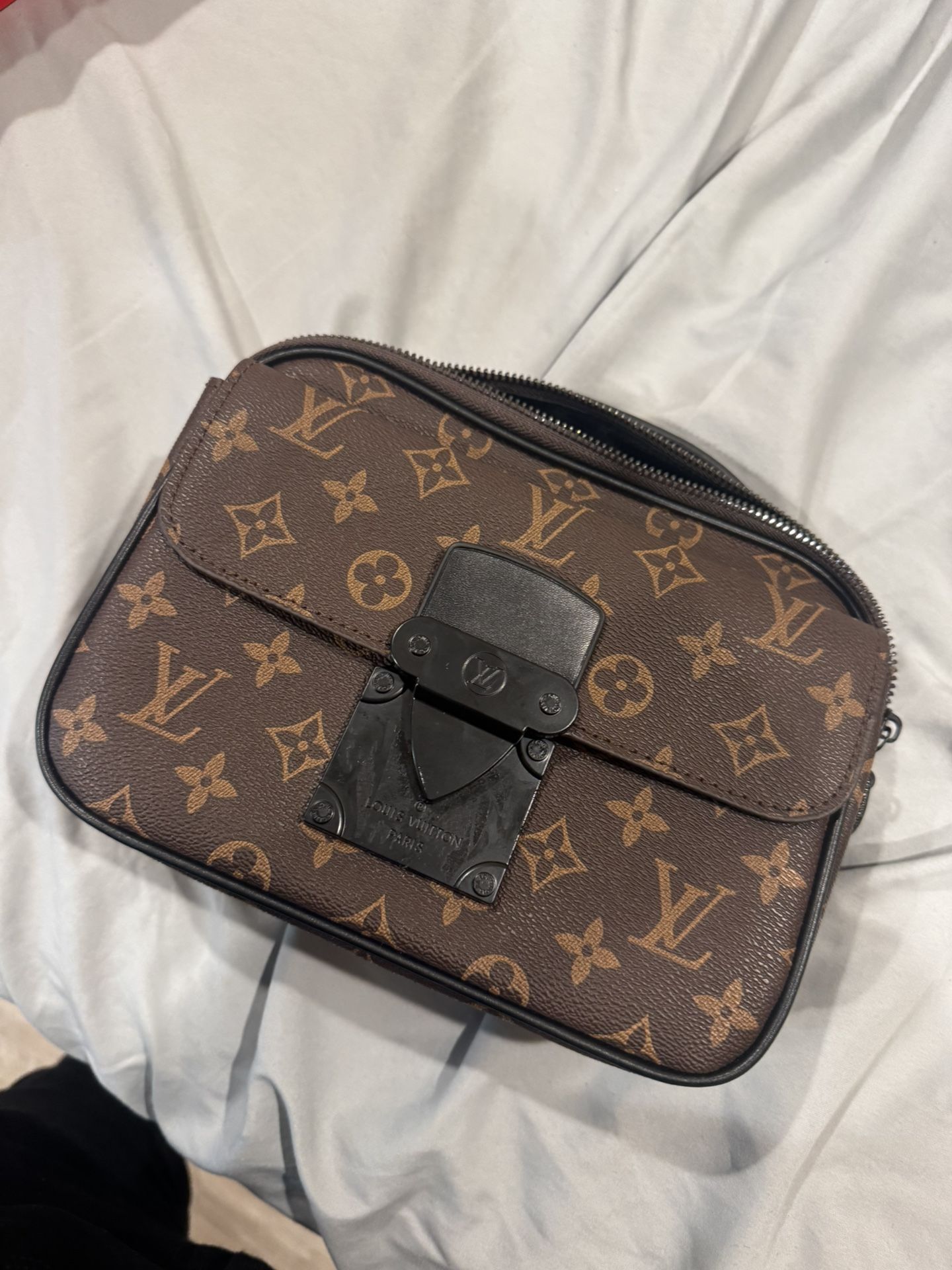 Lv Messenger Bag