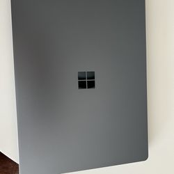 Microsoft -Surface Leptop Go 3