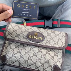 Authentic Gucci Men’s Crossover Bag