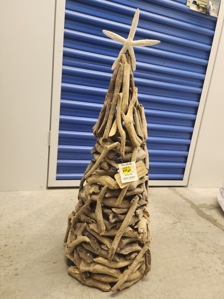 Driftwood Christmas Tree