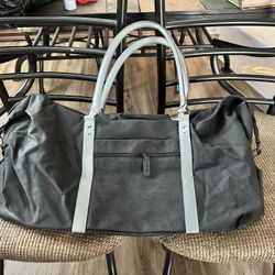Bella Russo 24" Black & Gray Canvas Weekender Bag Brand NEW