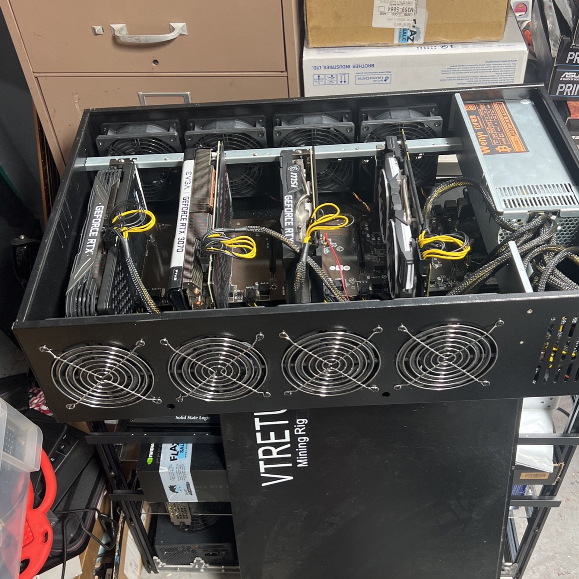 Minero Vtretus Box Con 4 RTX3070 Listas Para Minar